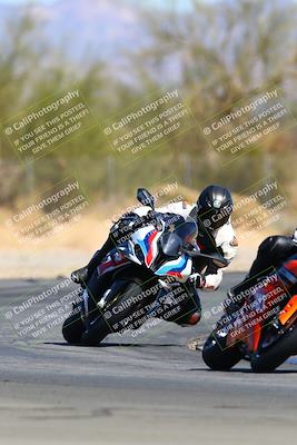 media/Mar-12-2022-SoCal Trackdays (Sat) [[152081554b]]/Turn 2 (1145am)/